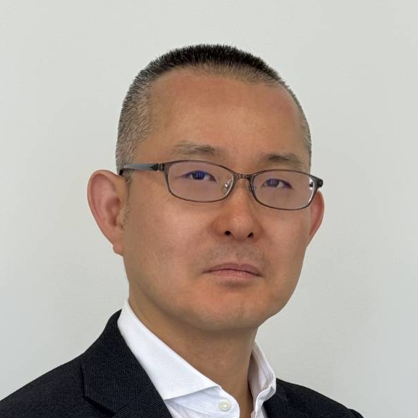 取締役管理部長 CFO　栗原智晴